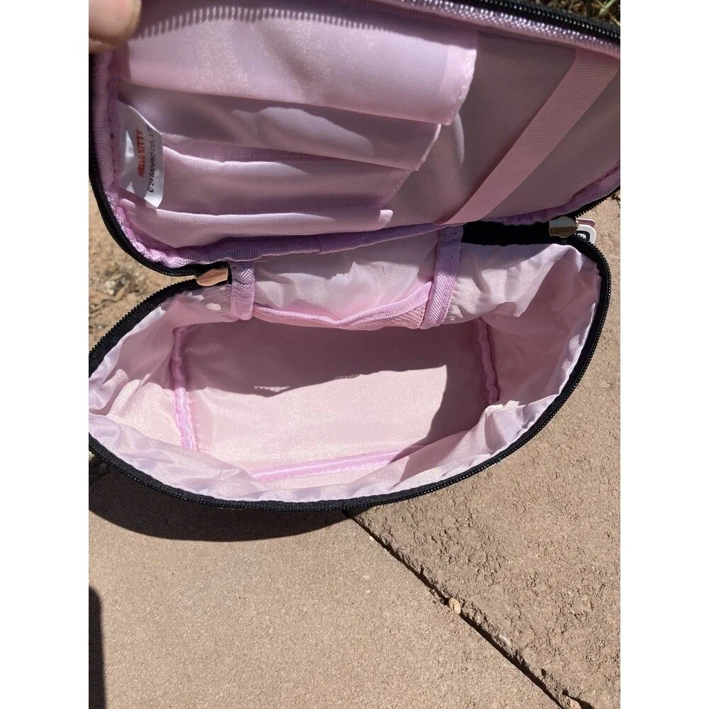 NWT Sanrio Hello Kitty Ice Cream Cupcake Cosmetic Train Case Travel 8” 2 Charms